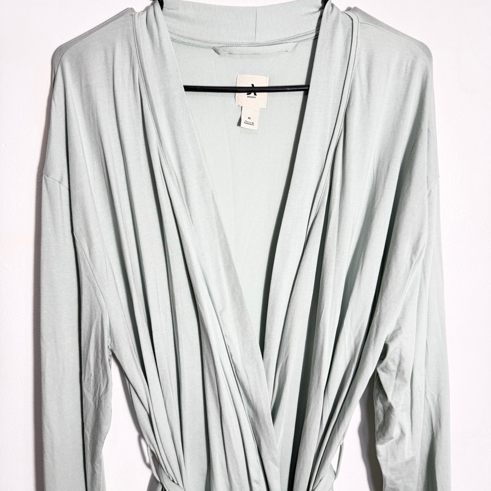 Amazon Women's Light Green Robe - Picture 7 of 13